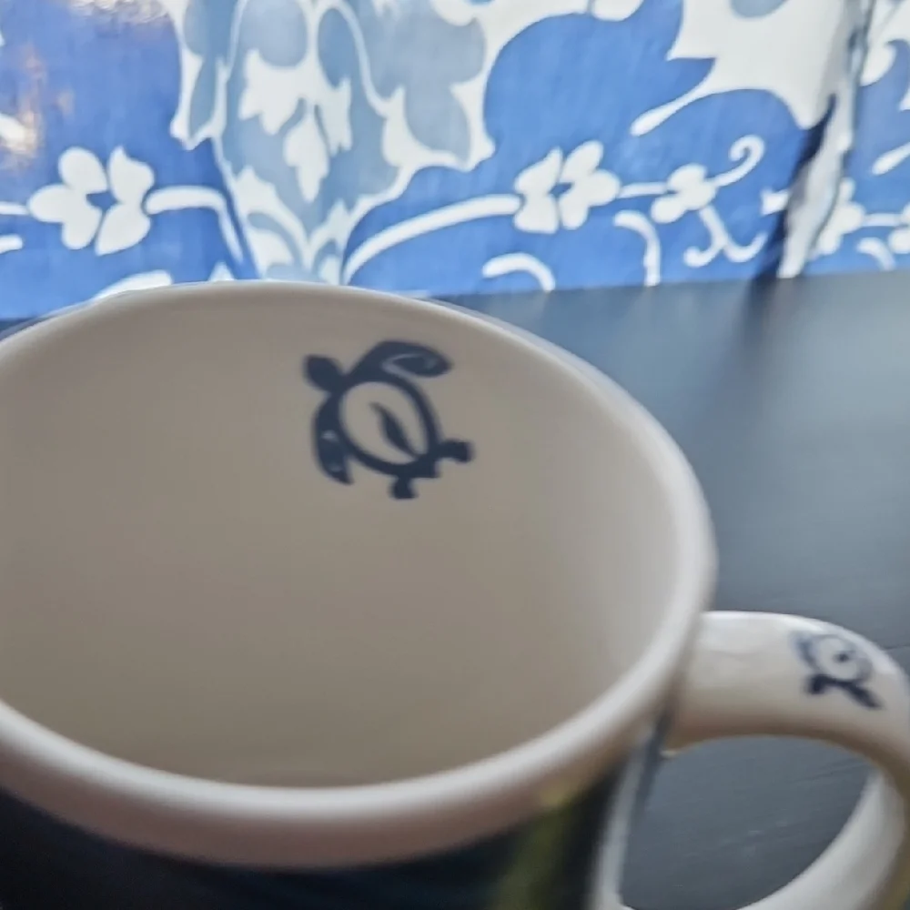 Oceanic Turtle Design Mug - Picture 6 of 8